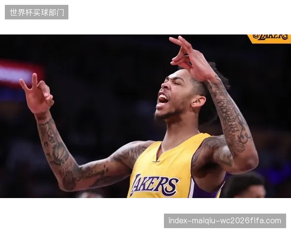 塔马里在防守端贡献巨大，其高位逼抢能有效延缓对手组织进攻。
